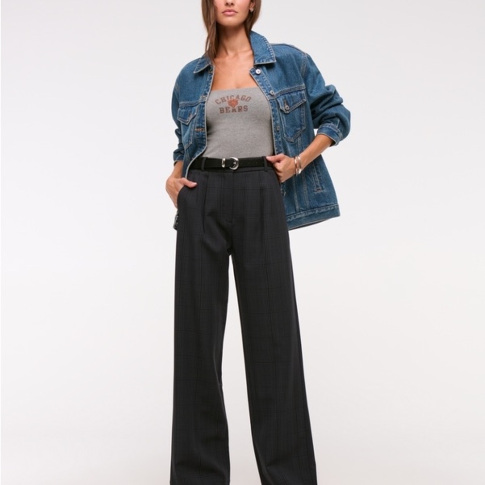 Abercrombie & Fitch Sloan Tailored Wide Leg Pant in Deep Green - Picture 4 of 4
